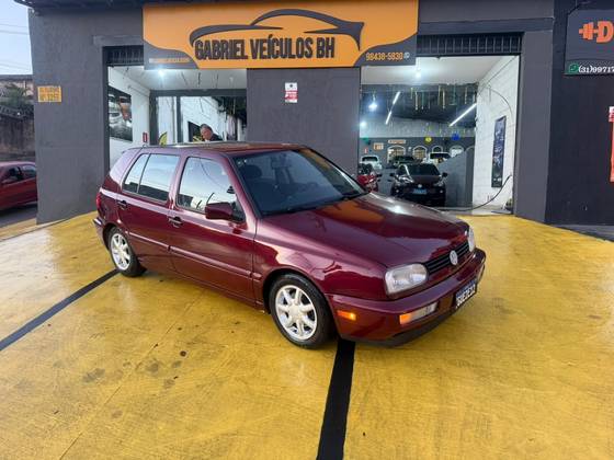 VOLKSWAGEN GOLF 2.0 MI GLX 8V GASOLINA 4P MANUAL VOLKSWAGEN GOLF 2.0 MI GLX 8V GASOLINA 4P MANUAL